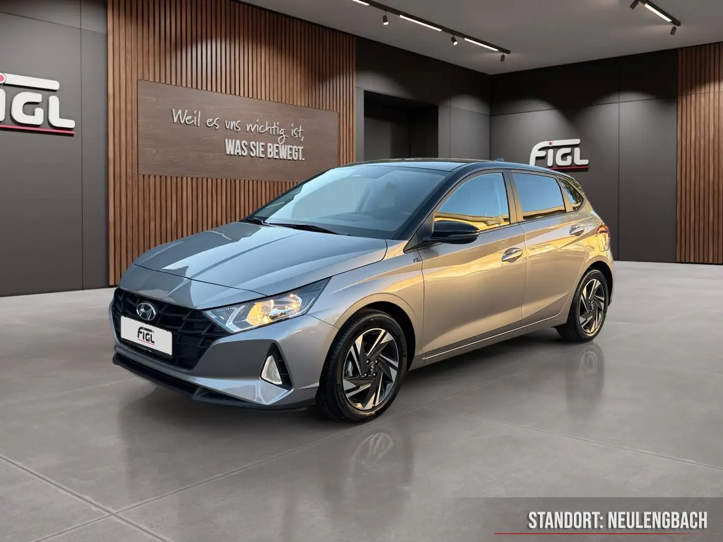 Hyundai i20 I-LINE PLUS | NUR 14.000 KM | SITZ- & LENKRADHEIZUNG | CARPLAY | KAMERA | GEBRAUCHTWAGENGARANTIE - 1