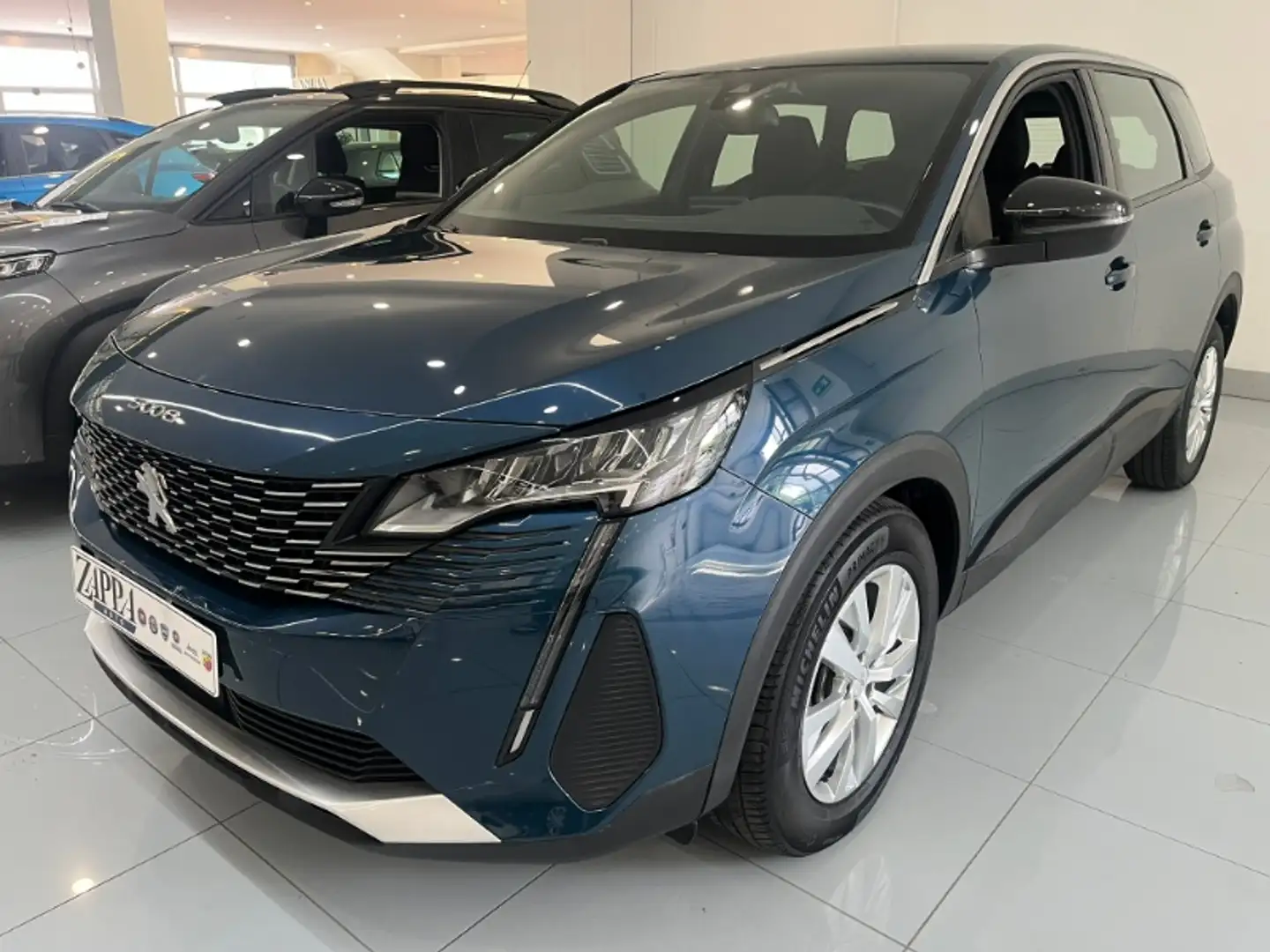 Peugeot 5008 PureTech Turbo 130 S&S Active Pack Modrá - 1