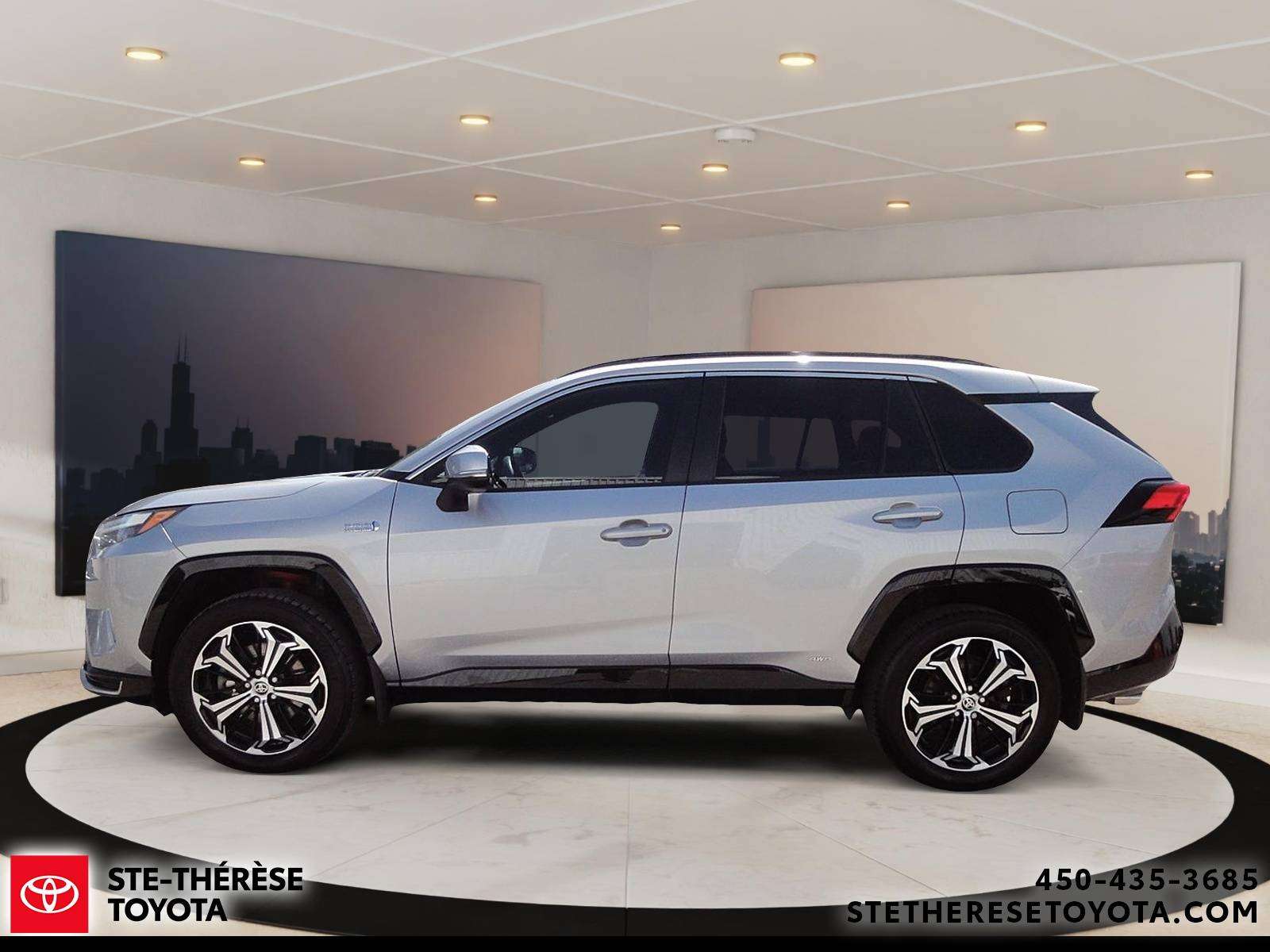 2024 Toyota RAV 4 PRIME XSE