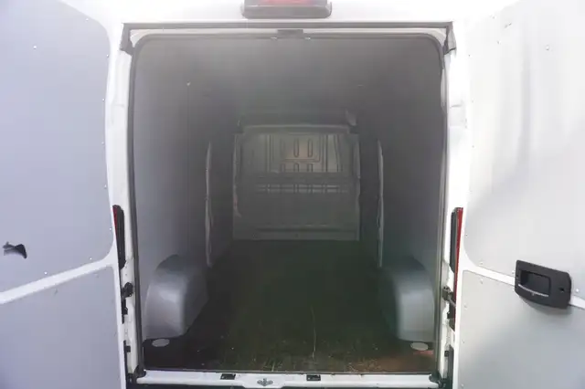 Fiat Ducato view 10