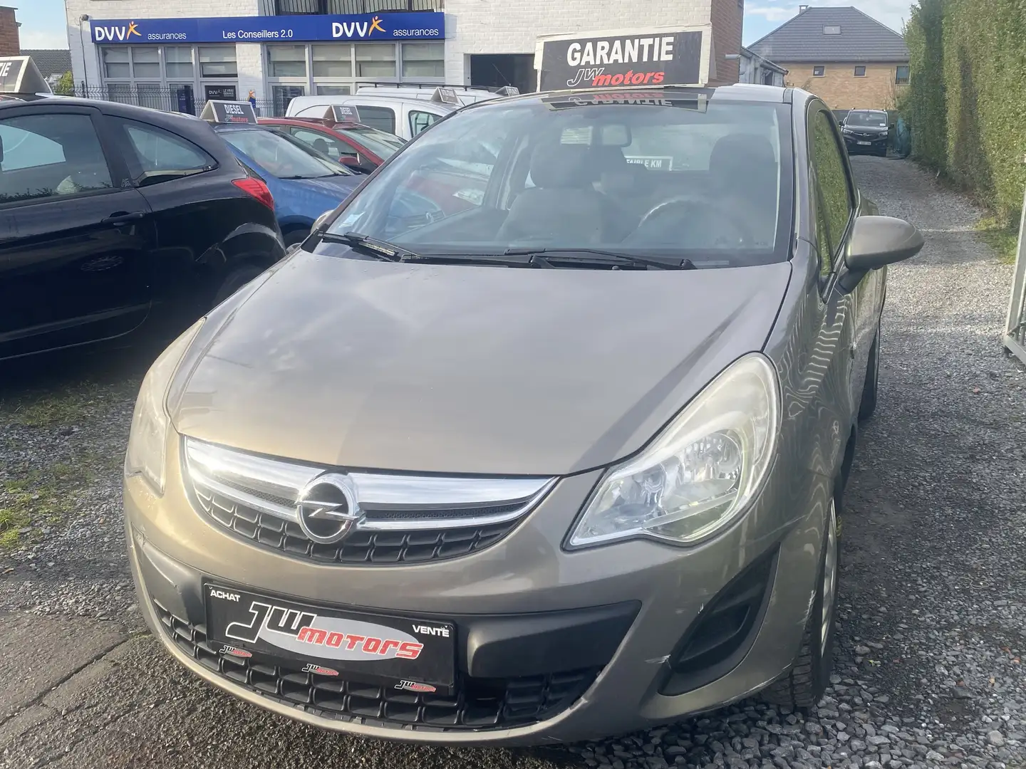 Opel Corsa 1.2i essence**EURO5**GARANTIE 12 MOIS** Beige - 1