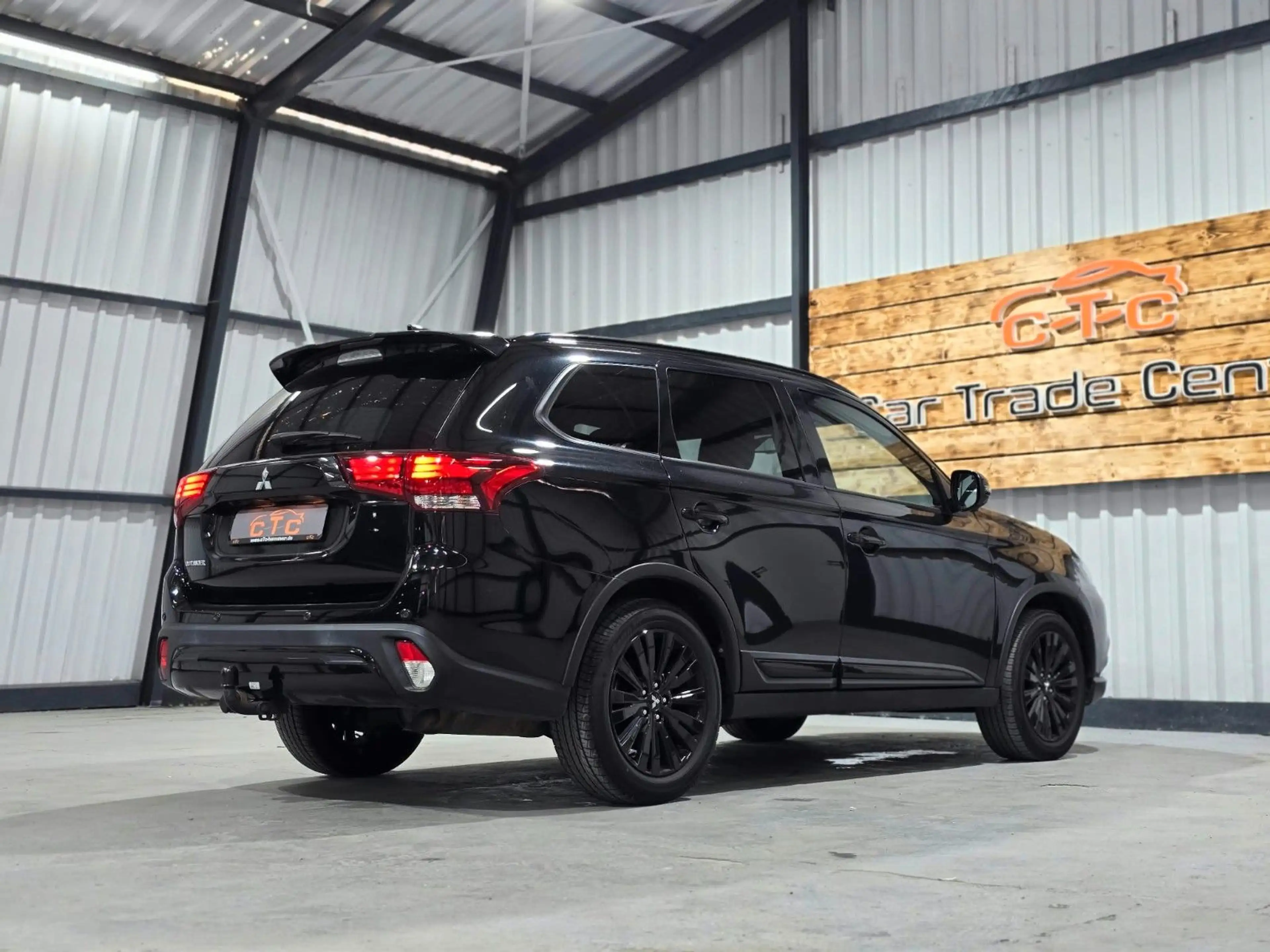 Mitsubishi Outlander Spirit+/1Hd/LED/AHK/Navi/8fach/TÜV-NEU — photo 8