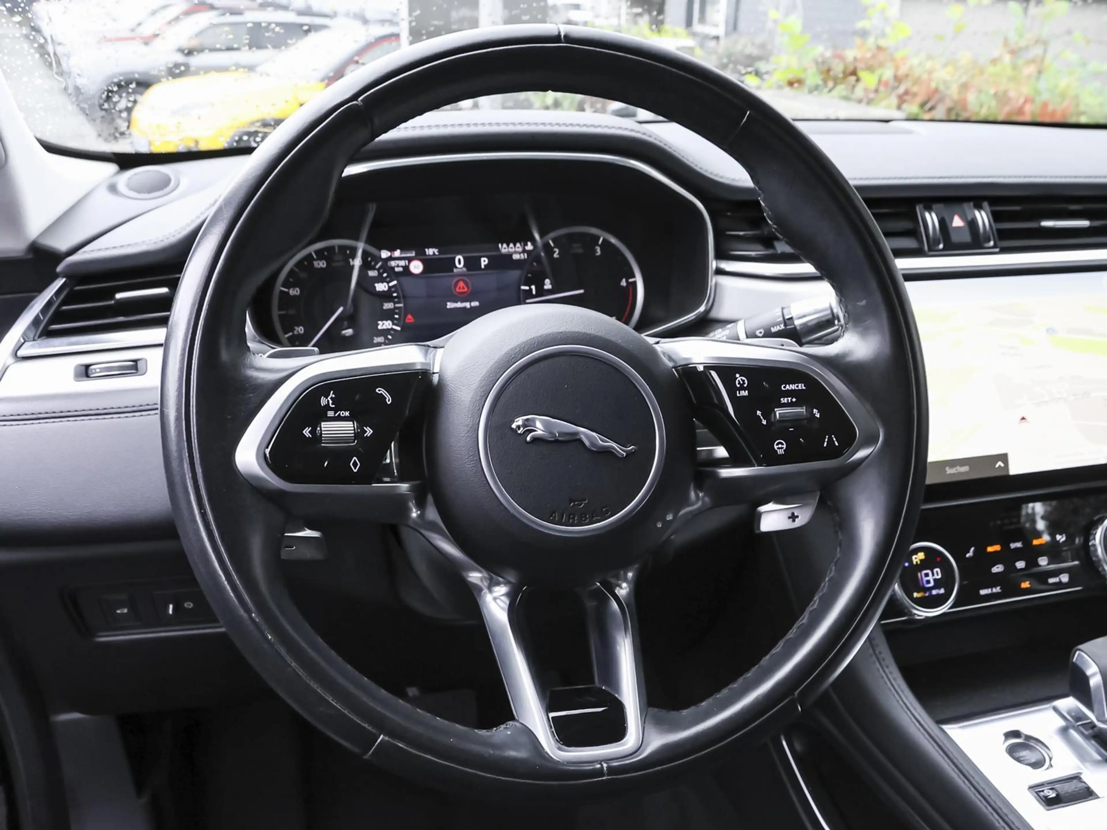 Jaguar F-Pace D200 AWD Mild-Hybrid NAVI WINTER-PAKET — photo 11