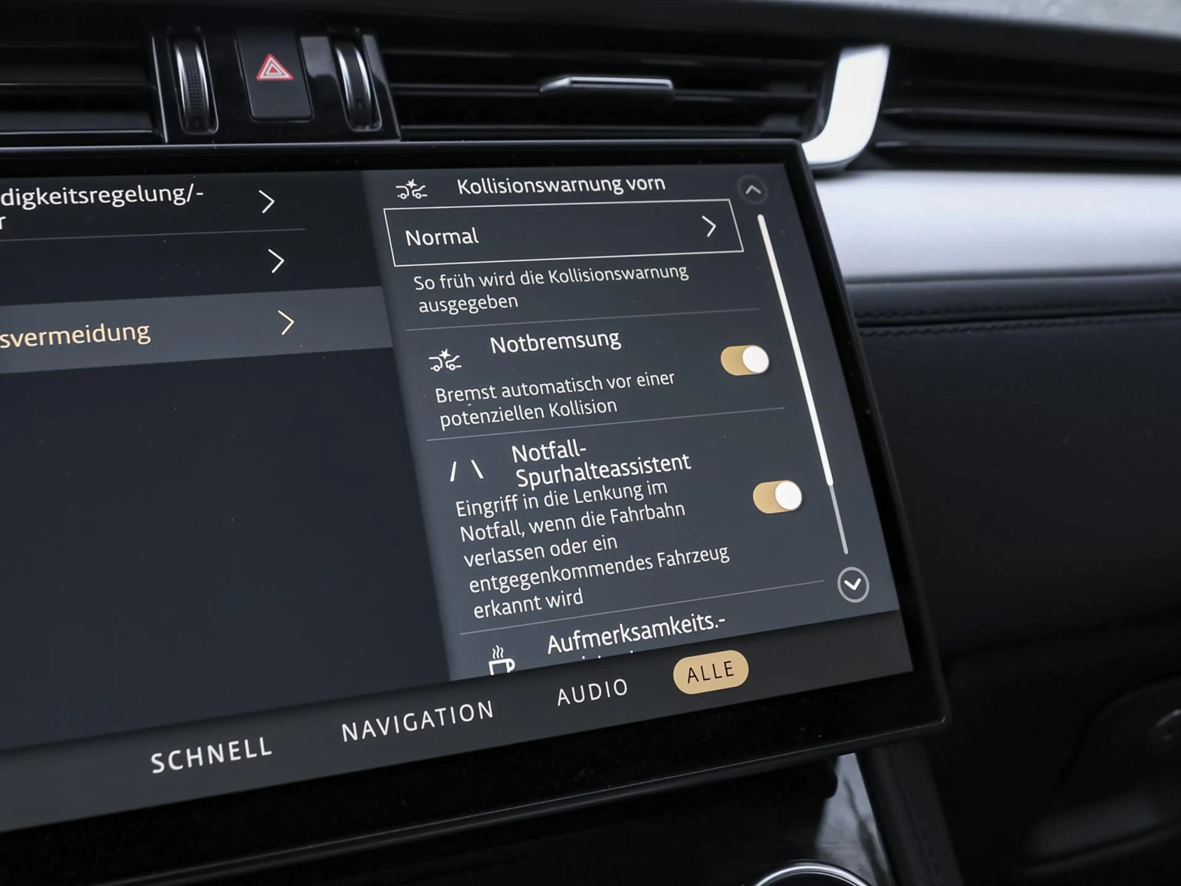 Jaguar F-Pace D200 AWD Mild-Hybrid NAVI WINTER-PAKET — photo 13