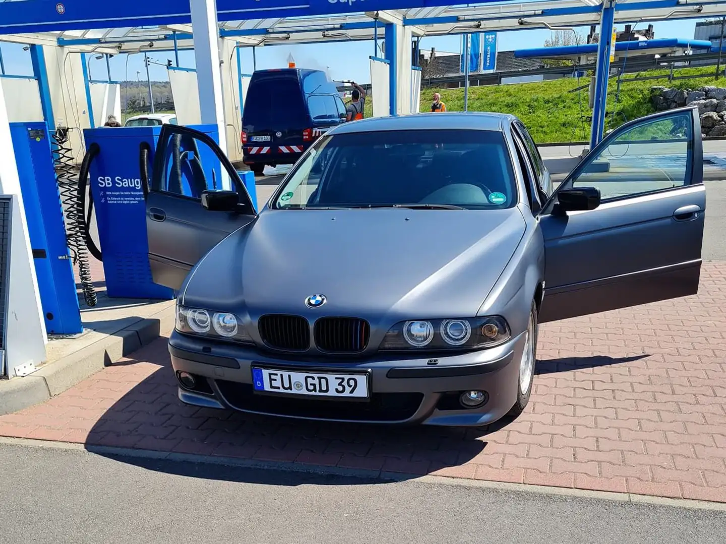 BMW 523 523i Šedá - 2
