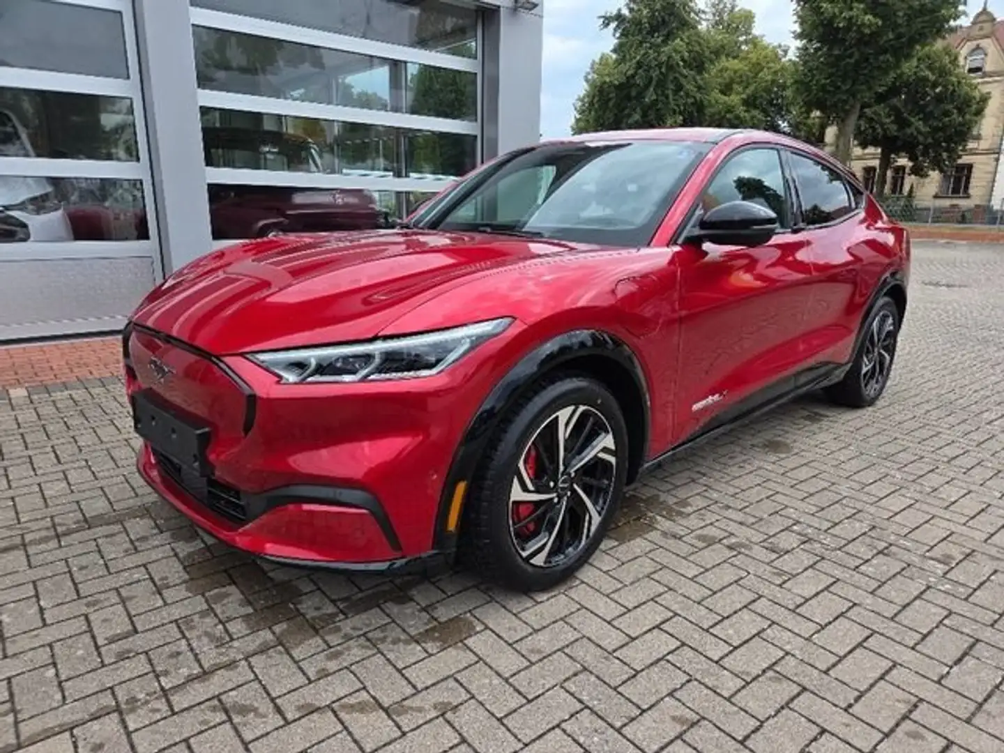 Ford Mustang Mach-E Premium 99kw+Techno+LED+Winter+360°+Leder Rot - 1