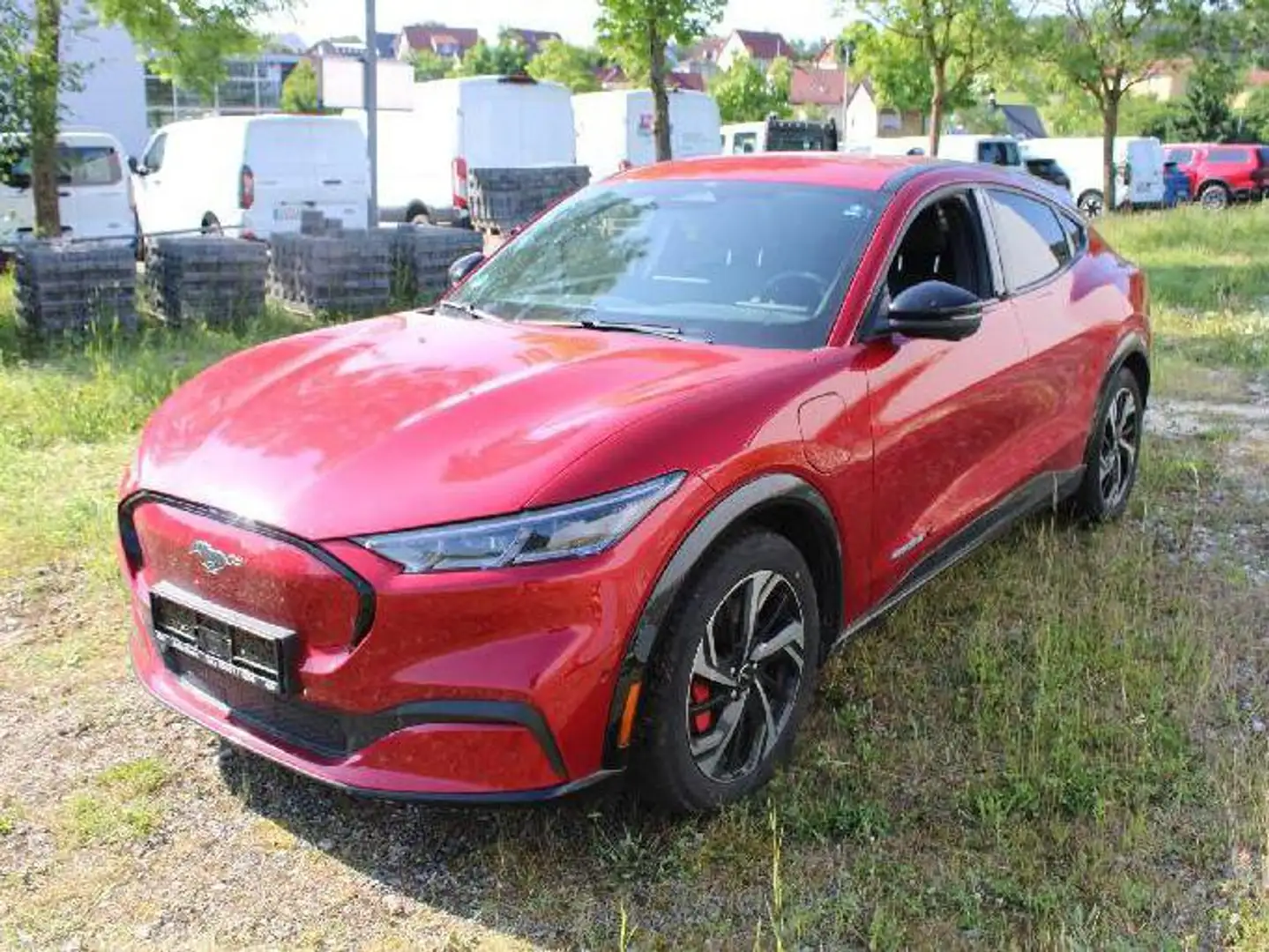 Ford Mustang Mach-E Premium 99kw+Techno2+LED+Winter+360° Rot - 1