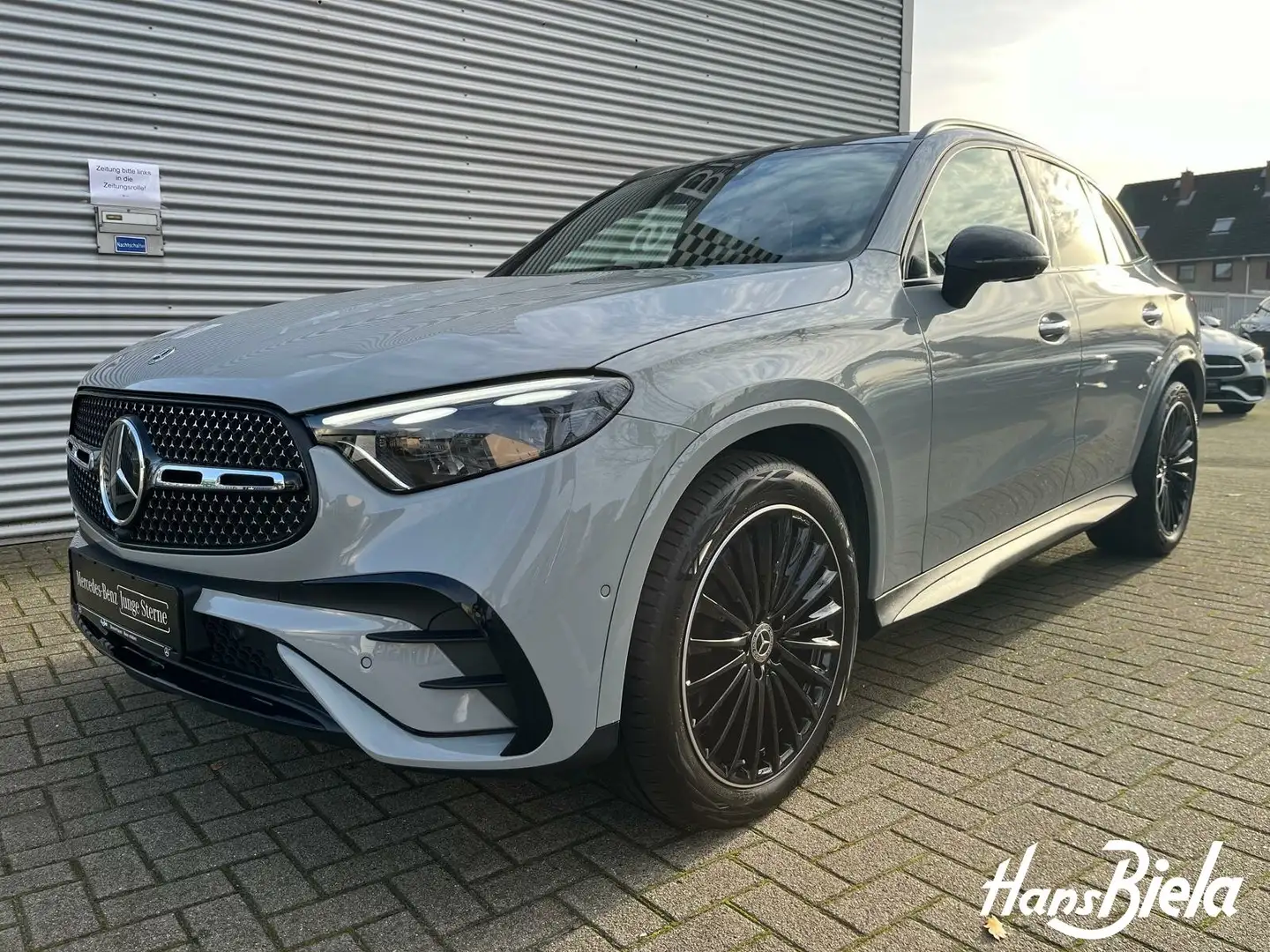 Mercedes-Benz GLC 450 GLC 450 d 4M AMG Prem+/Night/20"/Pan/Bur/AHK/Air Grau - 2