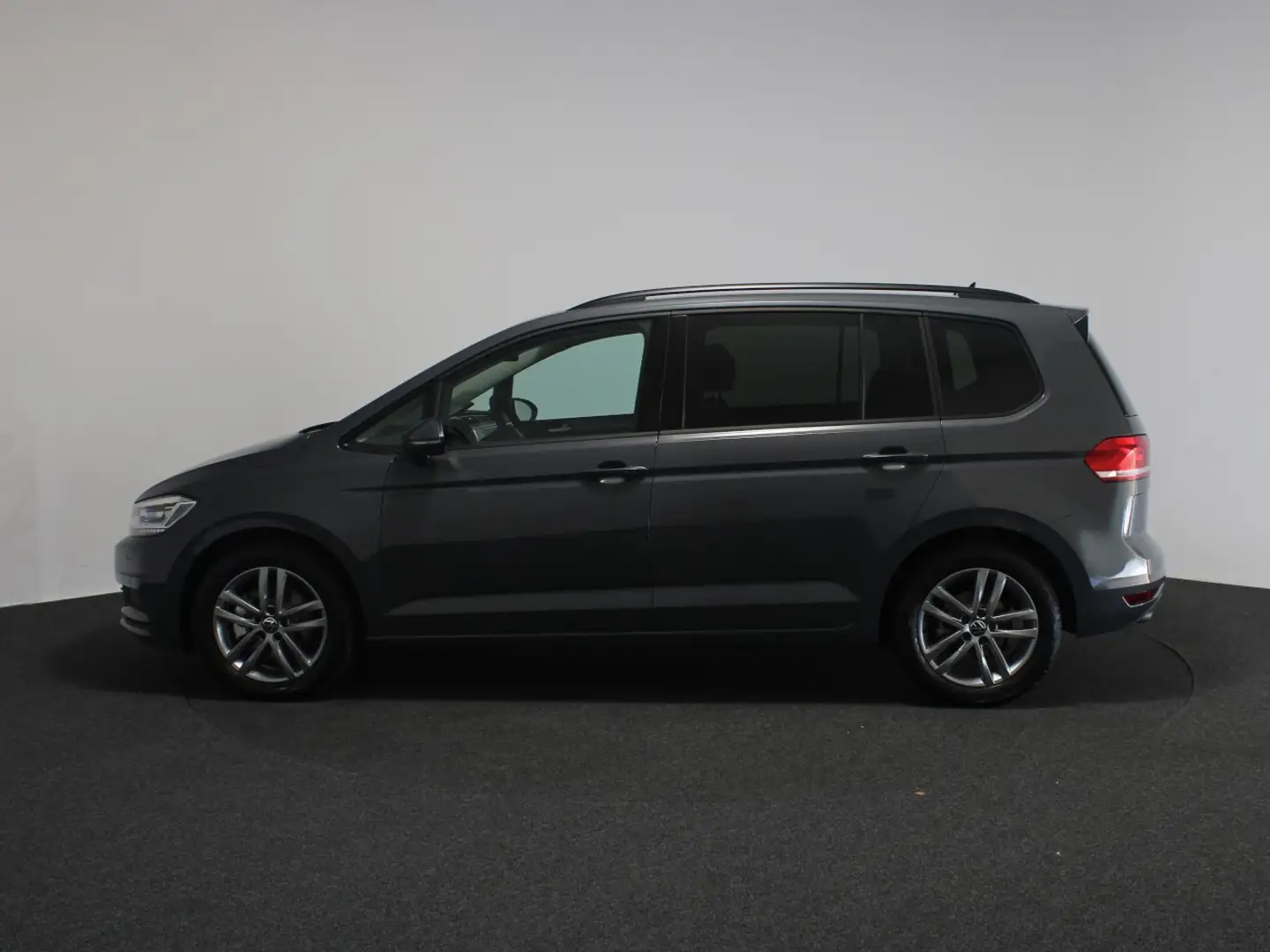 Volkswagen Touran 2.0 TDI DSG Comfortline vor. Navi LED DCC ACC SHZ Grau - 2