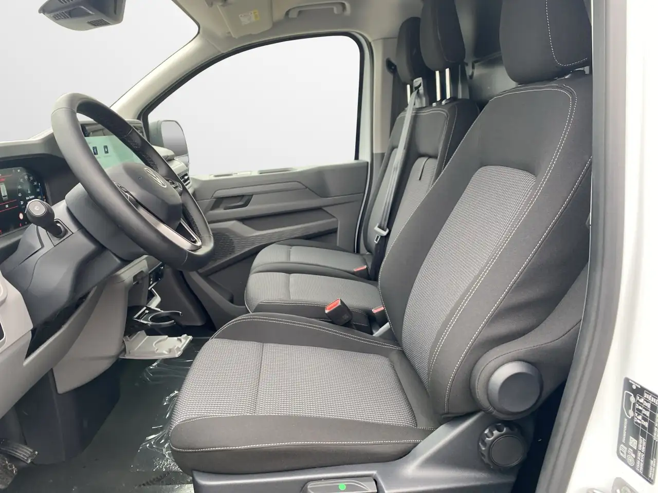 Volkswagen T7 Transporter Kasten 2.0 TDI Automatik LR 12