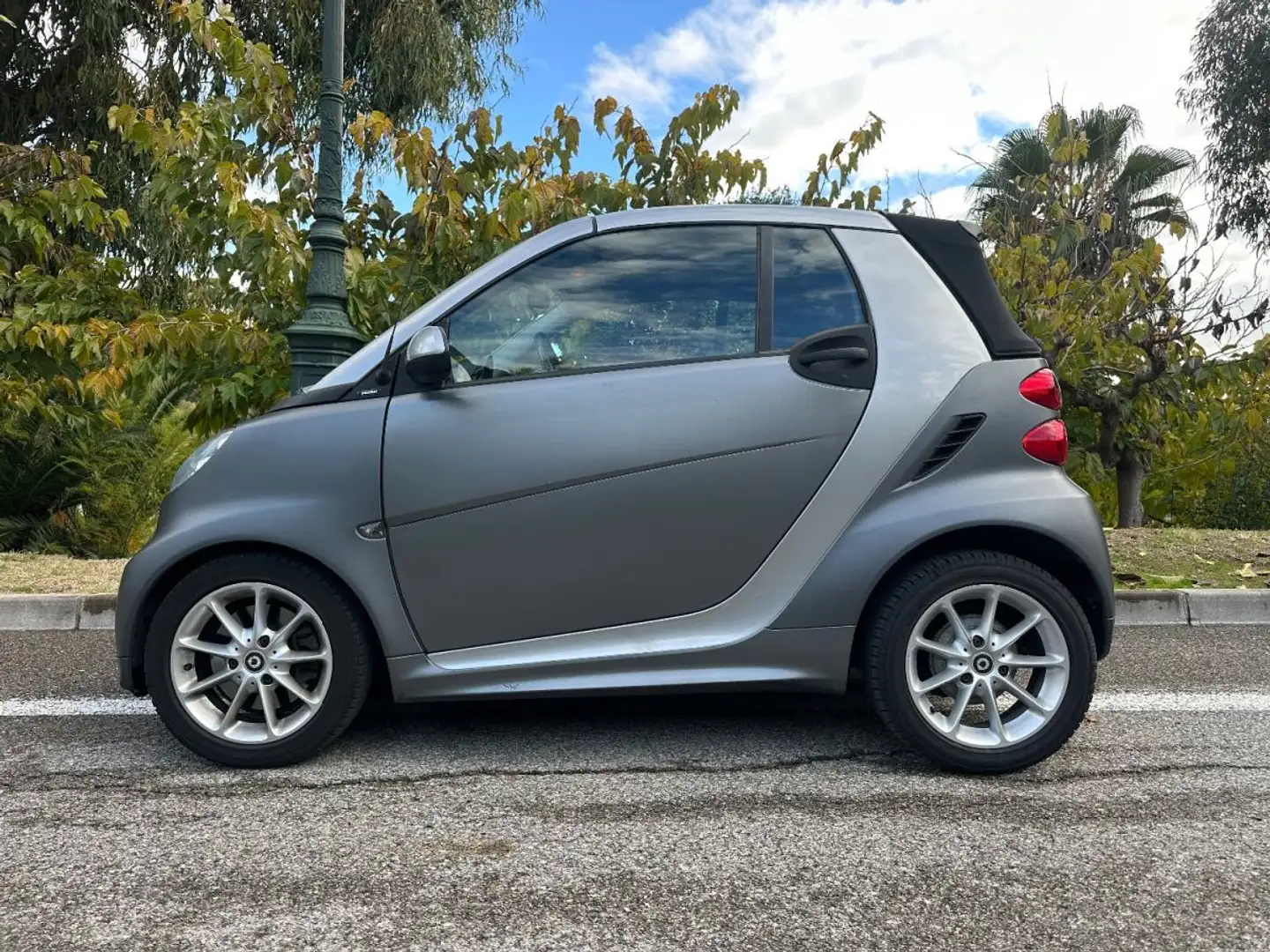 smart forTwo PASSION Grau - 2