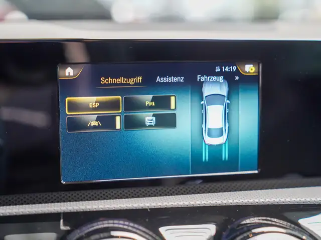 Mercedes-Benz CLA view 23