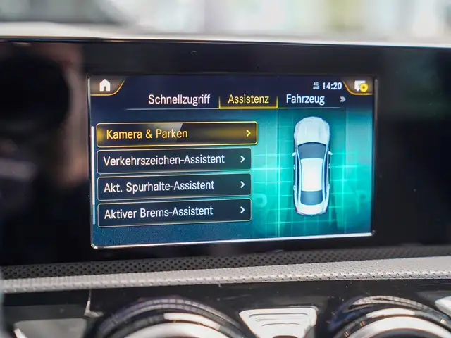 Mercedes-Benz CLA view 24