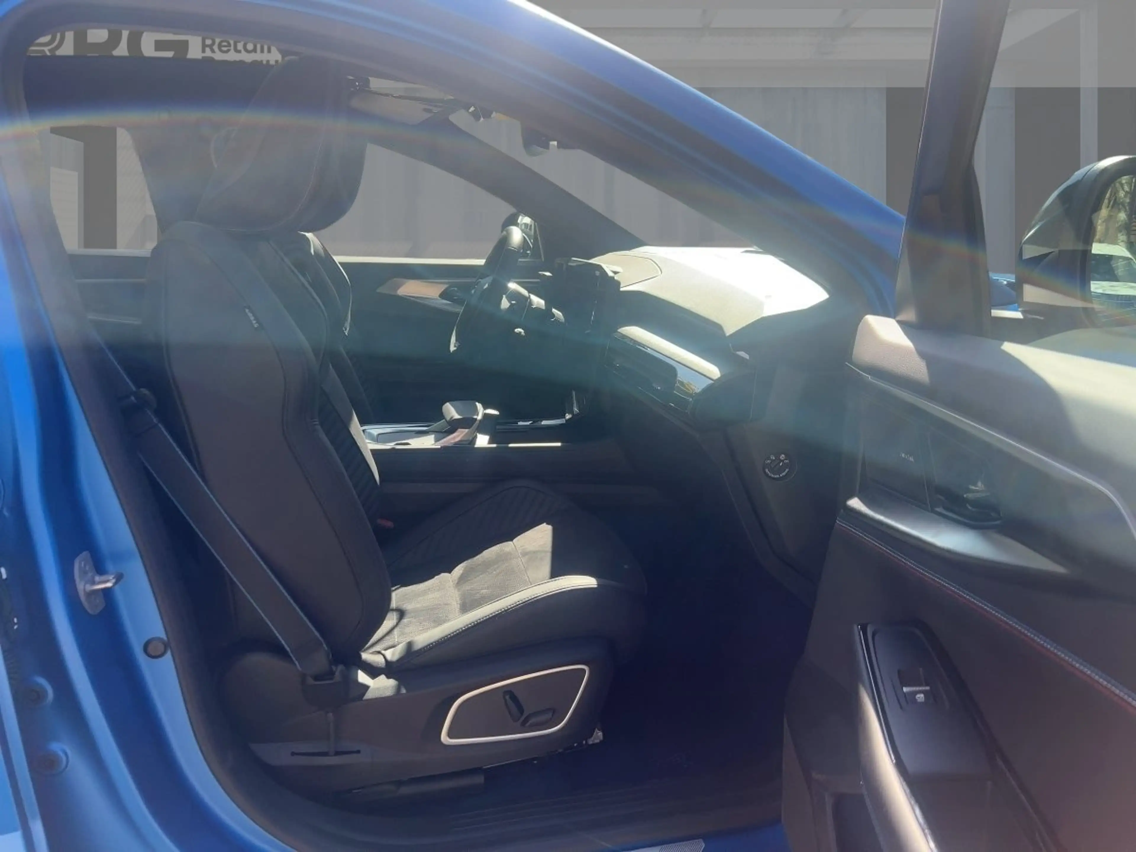 Renault Rafale Atelier Alpine E-Tech Plug-in Hybrid 300 — photo 8