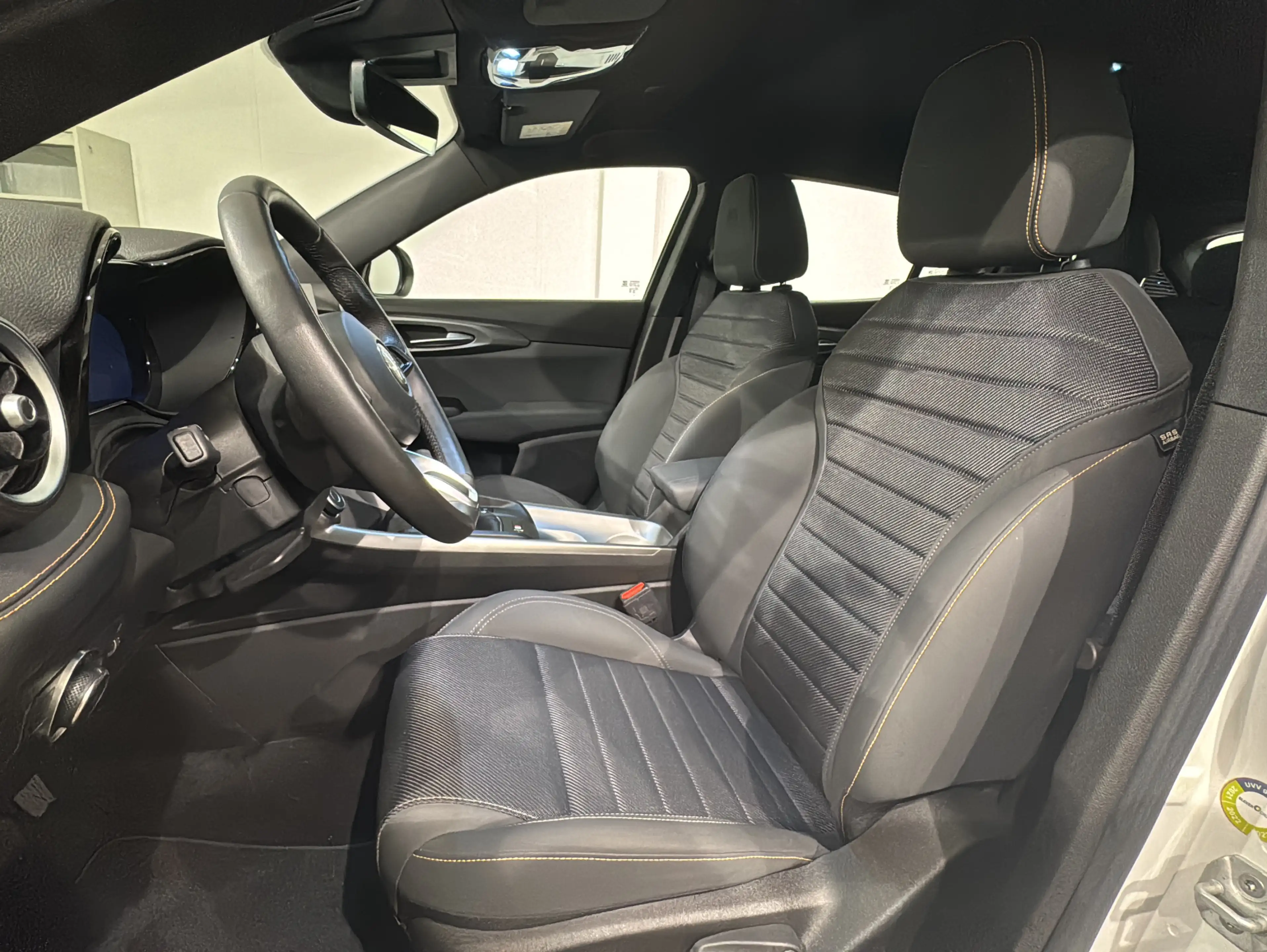 Alfa Romeo Tonale Ti 1.5 VGT | LED | PDC | KAMERA | SHZ — photo 2