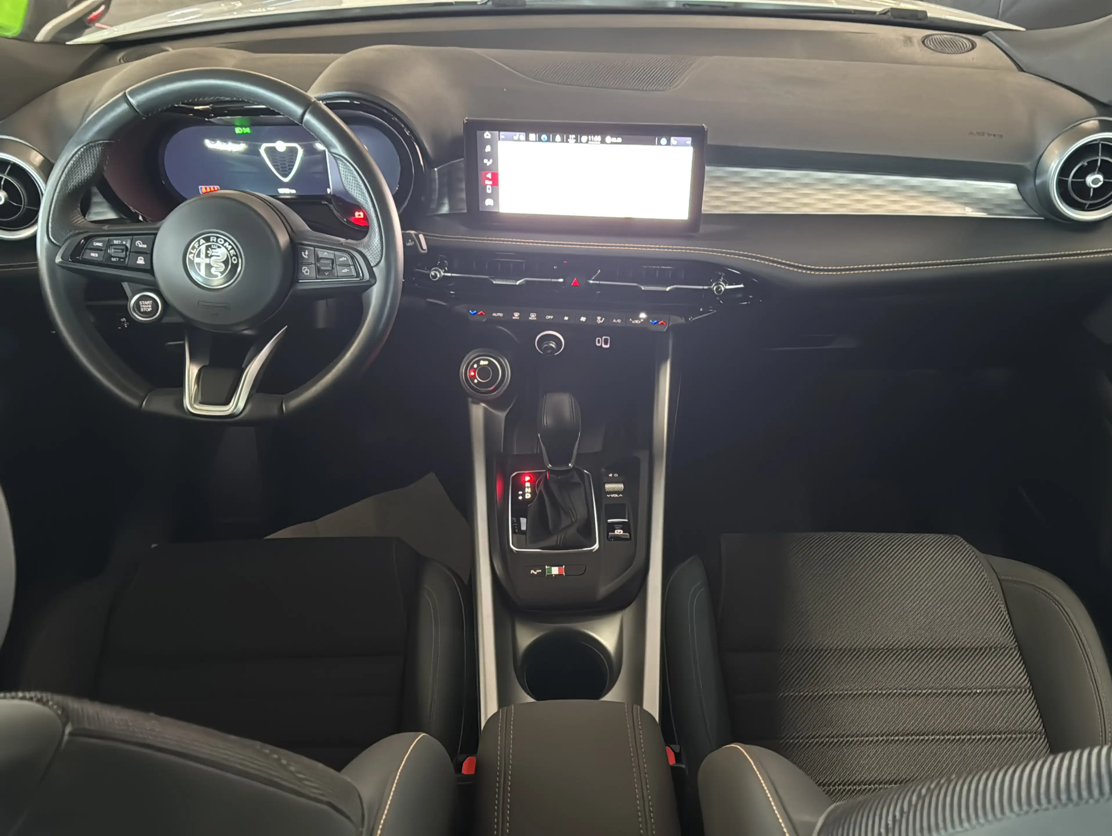 Alfa Romeo Tonale Ti 1.5 VGT | LED | PDC | KAMERA | SHZ — photo 4