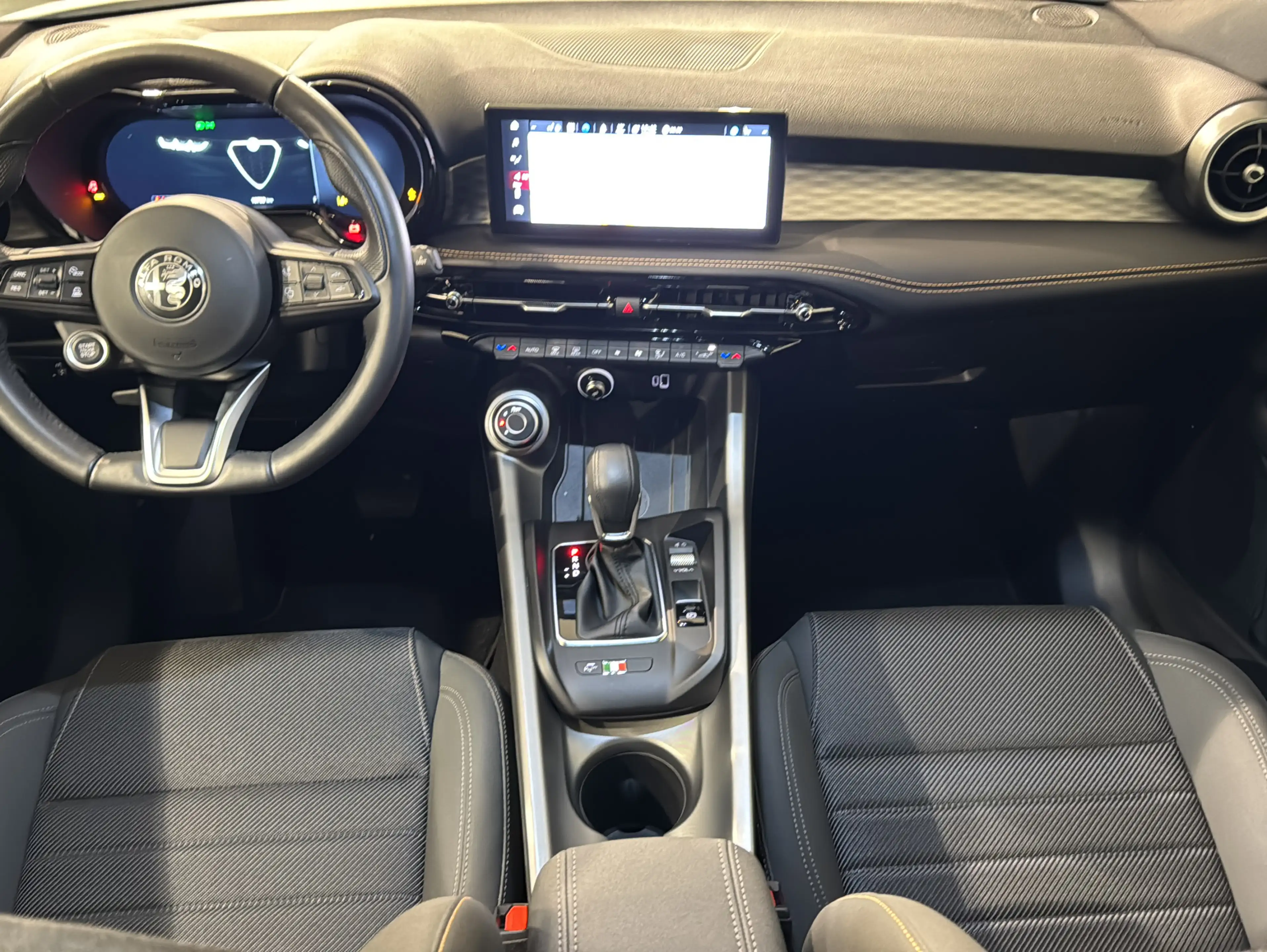 Alfa Romeo Tonale Ti 1.5 VGT | LED | PDC | KAMERA | SHZ — photo 21