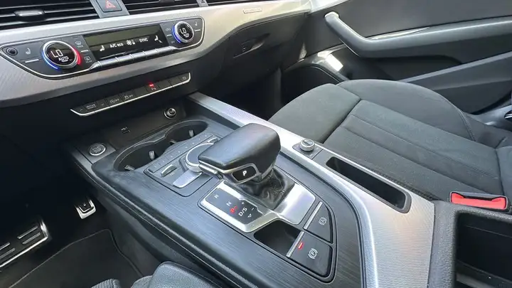 Audi A4 2019, foto 19