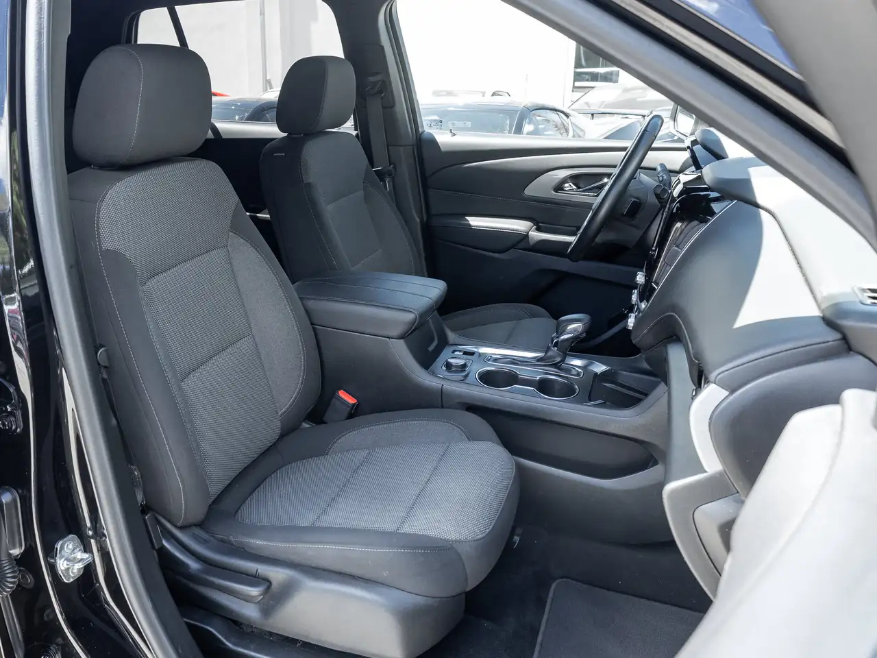 Chevrolet Traverse снимка Chevrolet Traverse