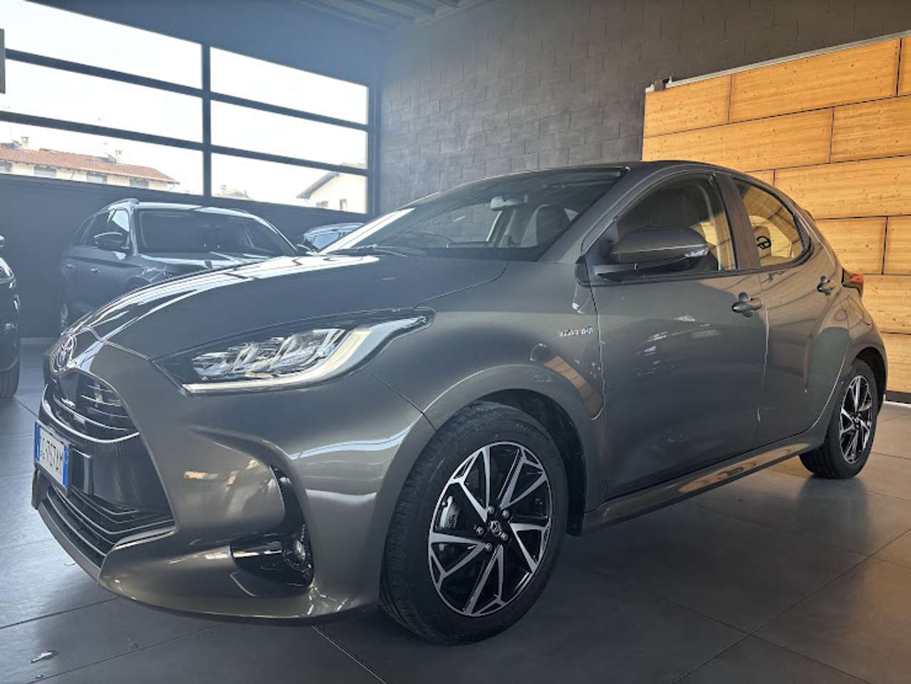 Toyota Yaris TOYOTA YARIS 1.5 HYBRID TREND 5P. NEOPATENTATI