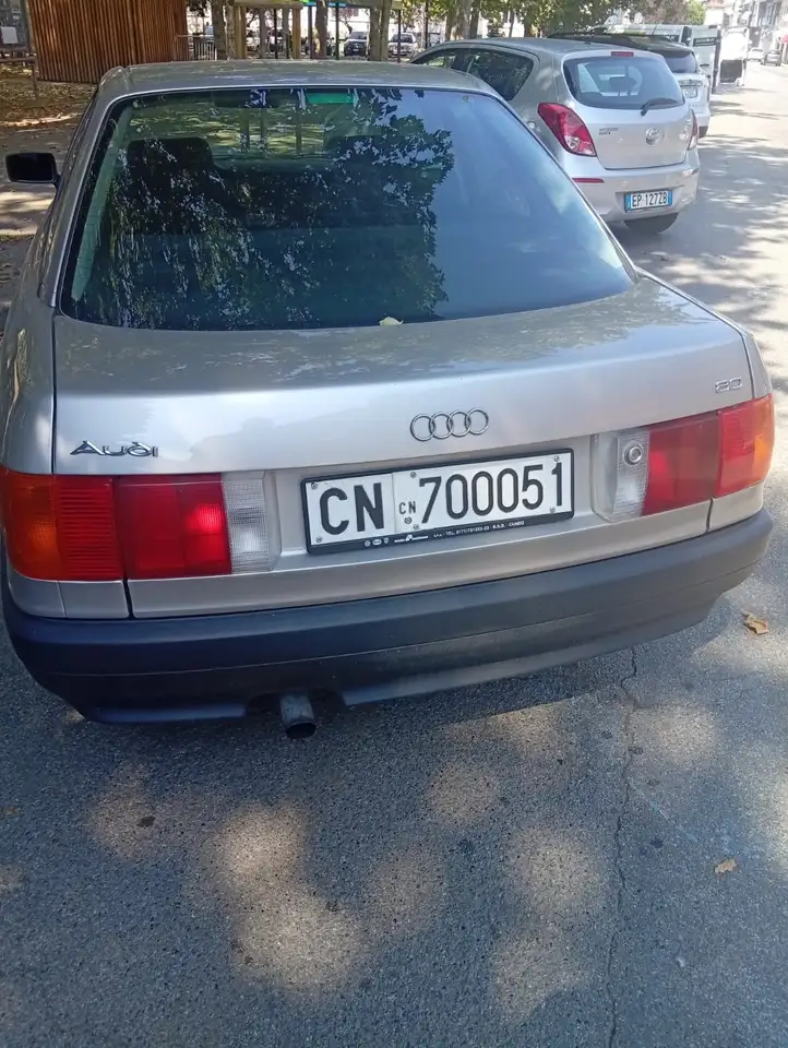 Audi 80 1.8 S, foto 4