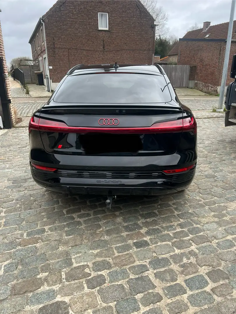 Audi Q8 e-tron Sportback 55 quattro S line Zwart - 1