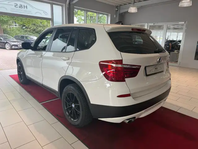 BMW X3 view 7