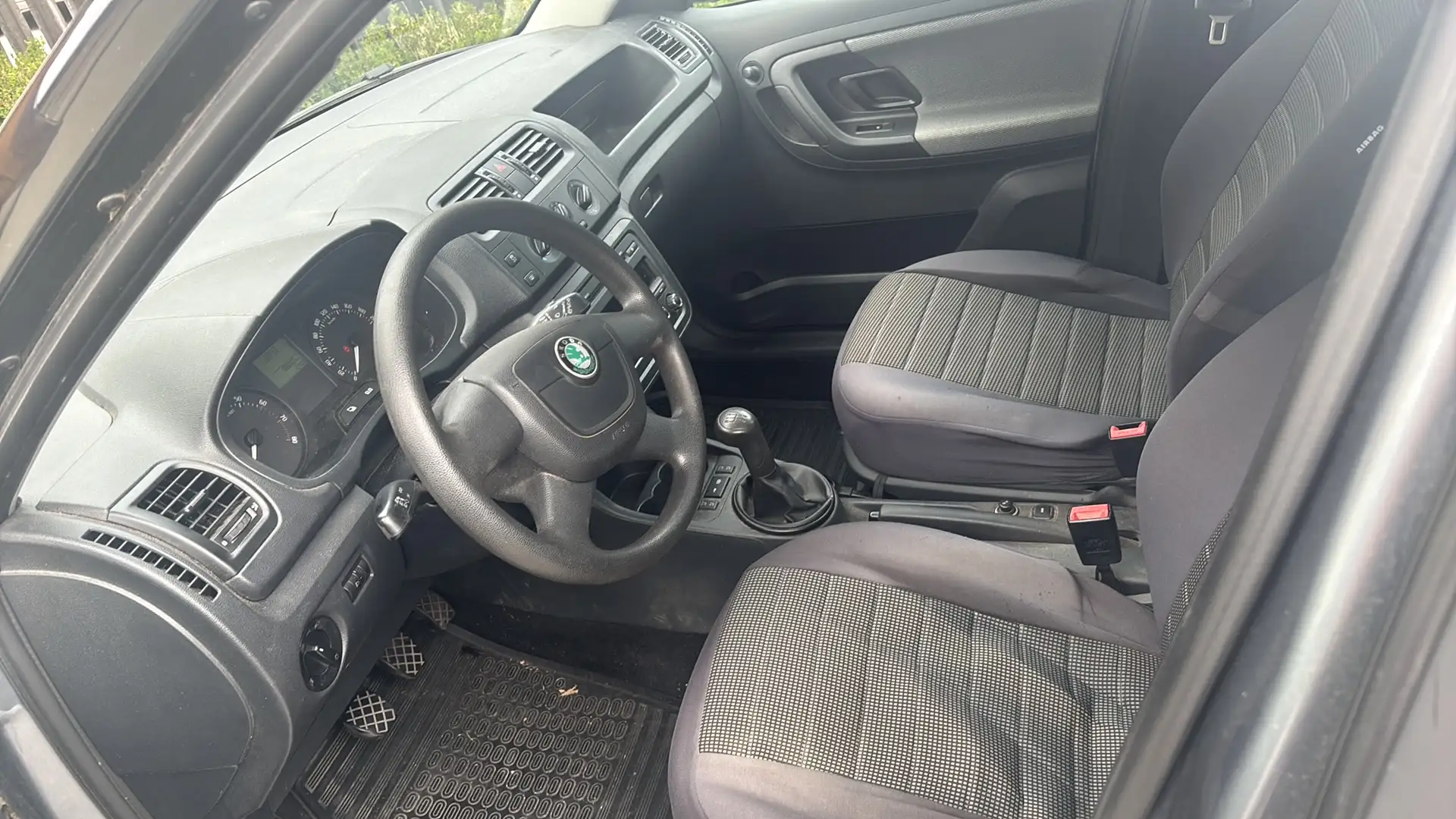 Skoda Roomster Ambition Grau - 2