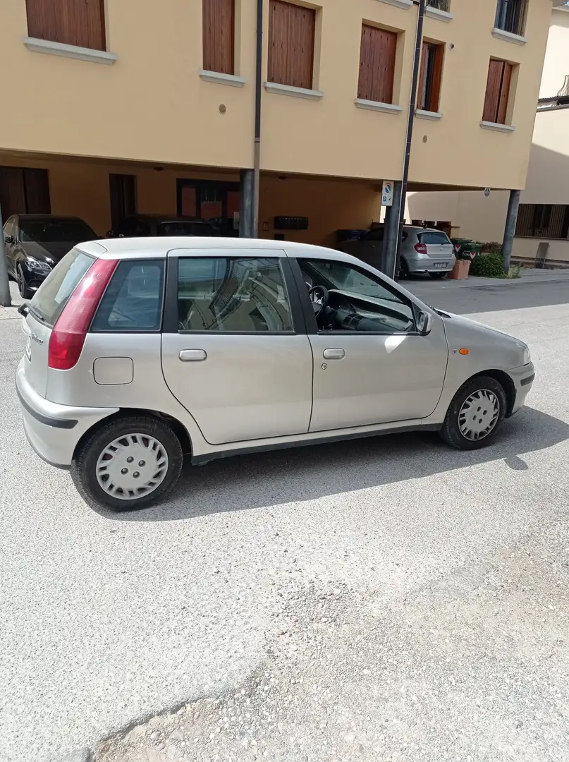 Fiat Punto 5p 1.2 ELX c/SS 75cv - 2