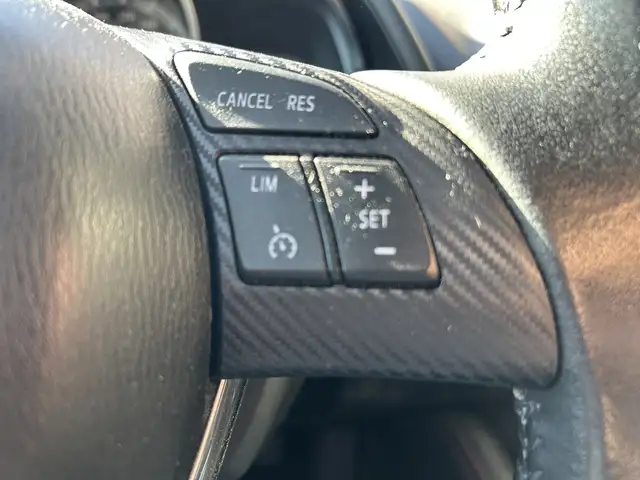Mazda Mazda2 view 15