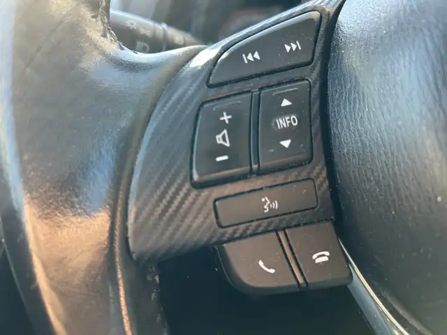 Mazda Mazda2 view 13