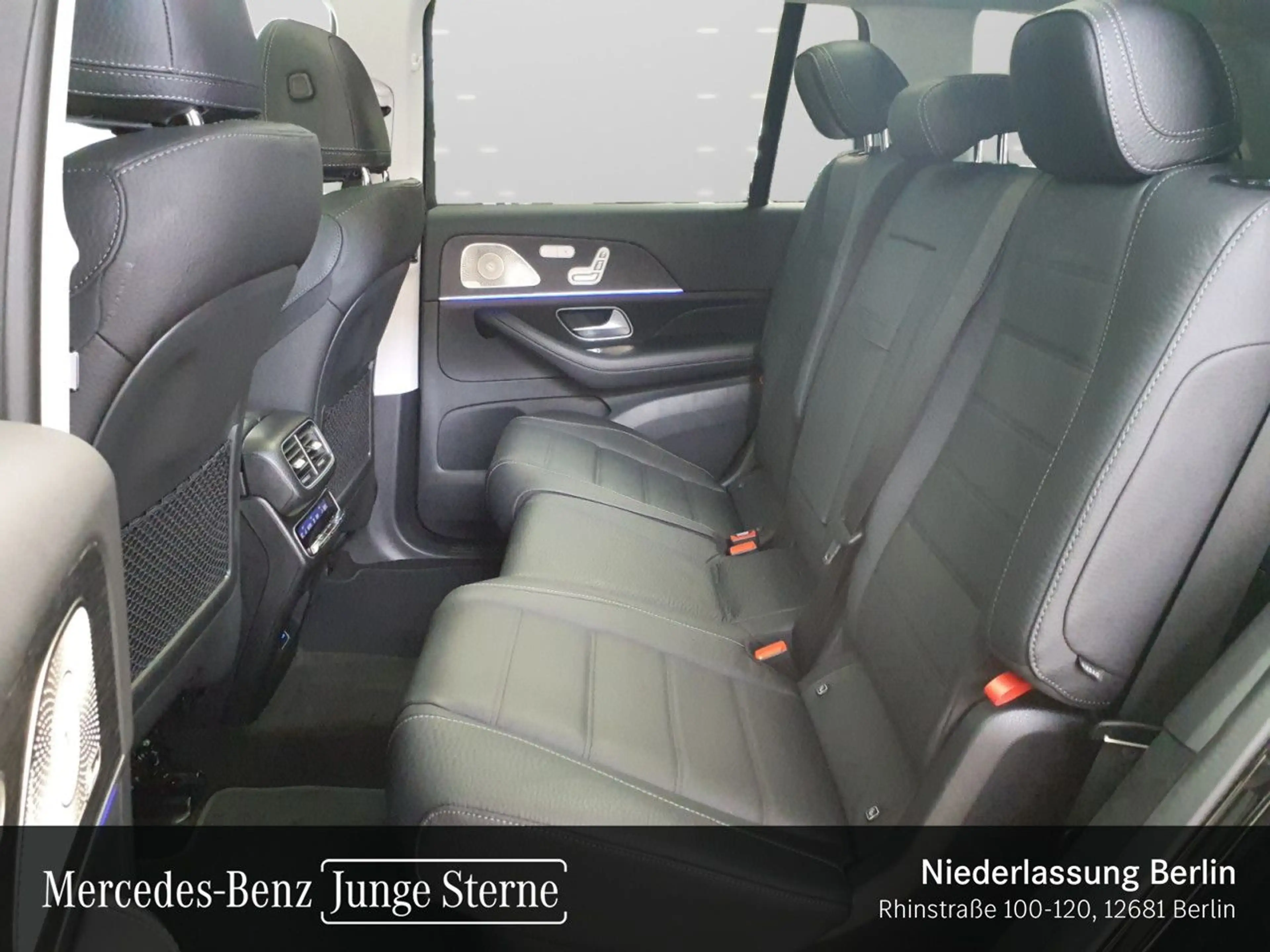 Mercedes-Benz GLS 450 d 4M PANO+360+AHK+MULTIBEAM+HUD+SITZKLIMA — photo 11