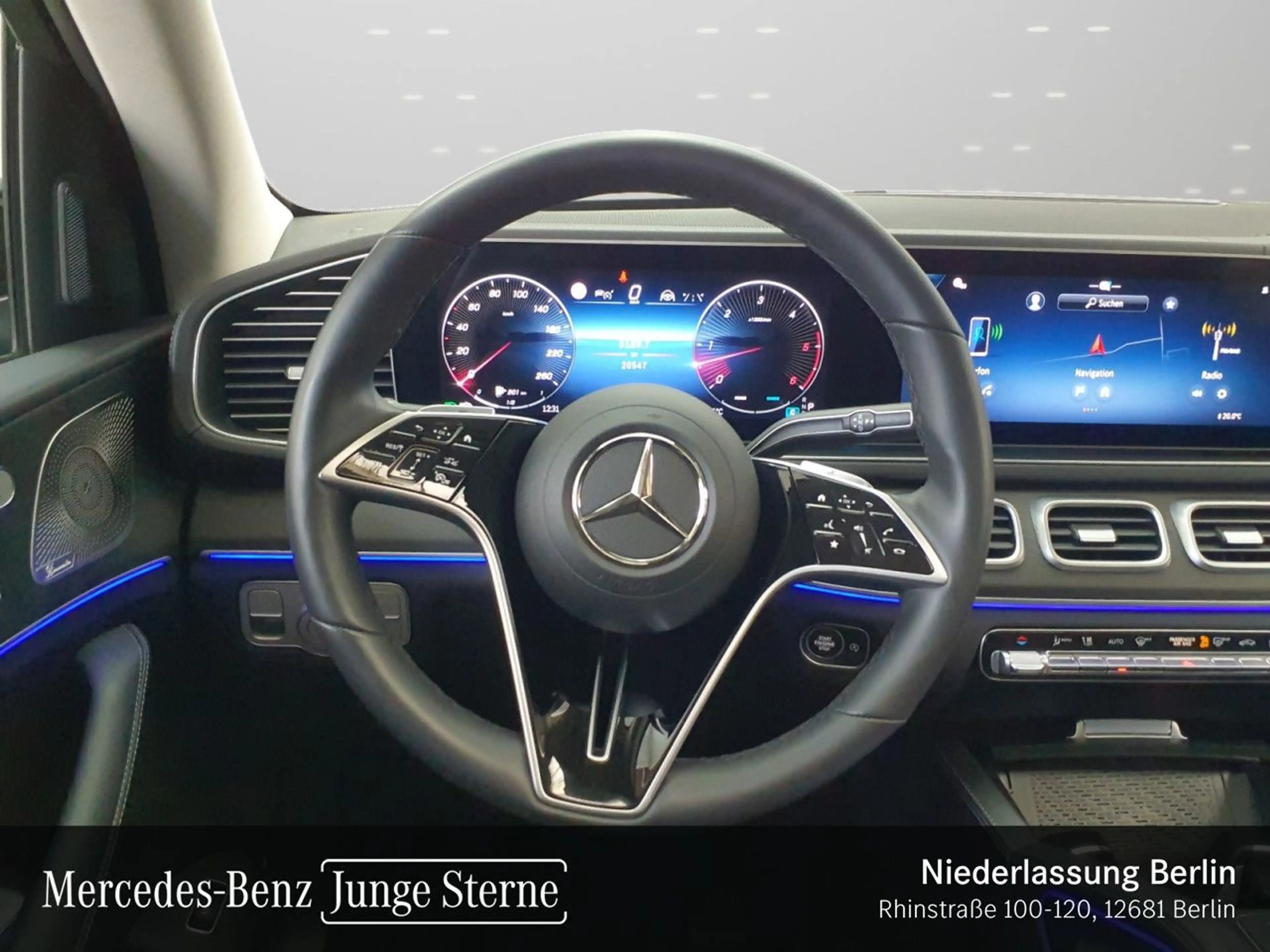 Mercedes-Benz GLS 450 d 4M PANO+360+AHK+MULTIBEAM+HUD+SITZKLIMA — photo 13