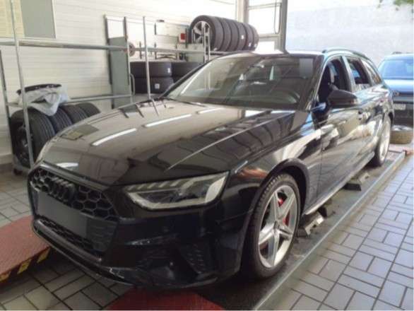 Second hand Audi A4 3.0