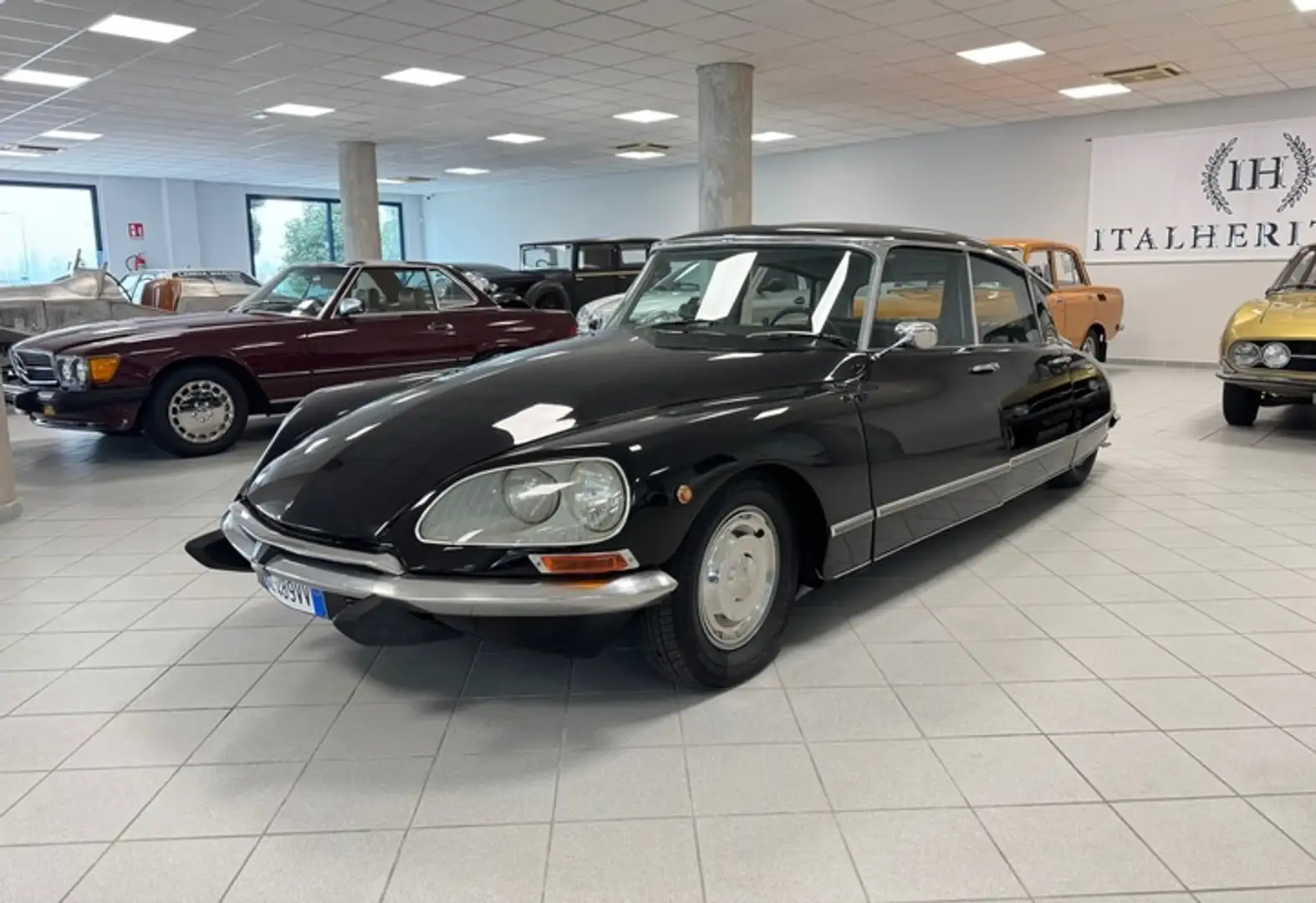 Citroen DS 21 Prestige Chapron Black - 1