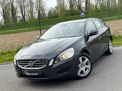 Volvo V60 T3 150CH MOMENTUM - 76.000KM * 1ERE MAIN * GARANTIE