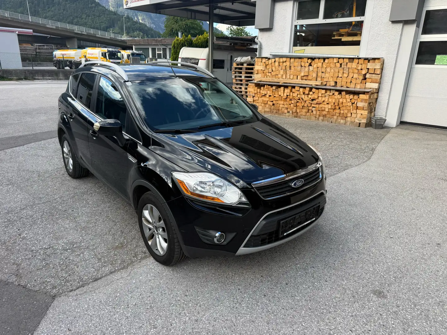 Ford Kuga 2,0 Titanium 4x4 TDCI DPF - 2