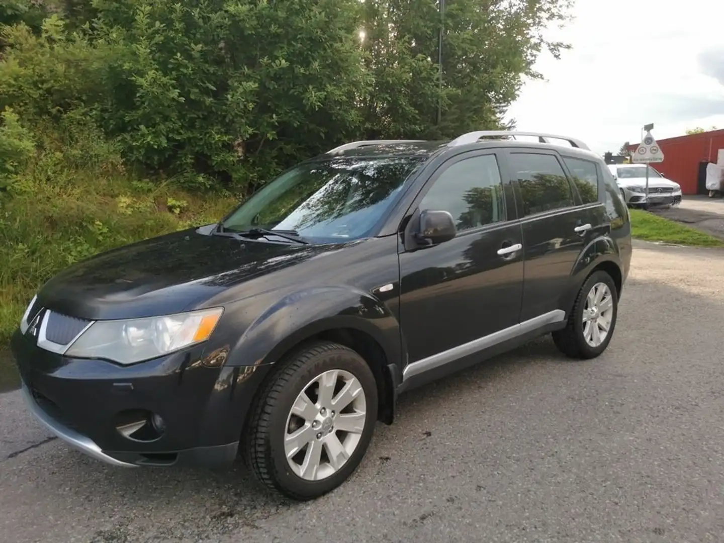 Mitsubishi Outlander Outlander 2.0 DI-D 4WD Inform Noir - 1