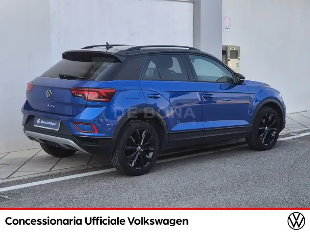 Volkswagen T-Roc view 5