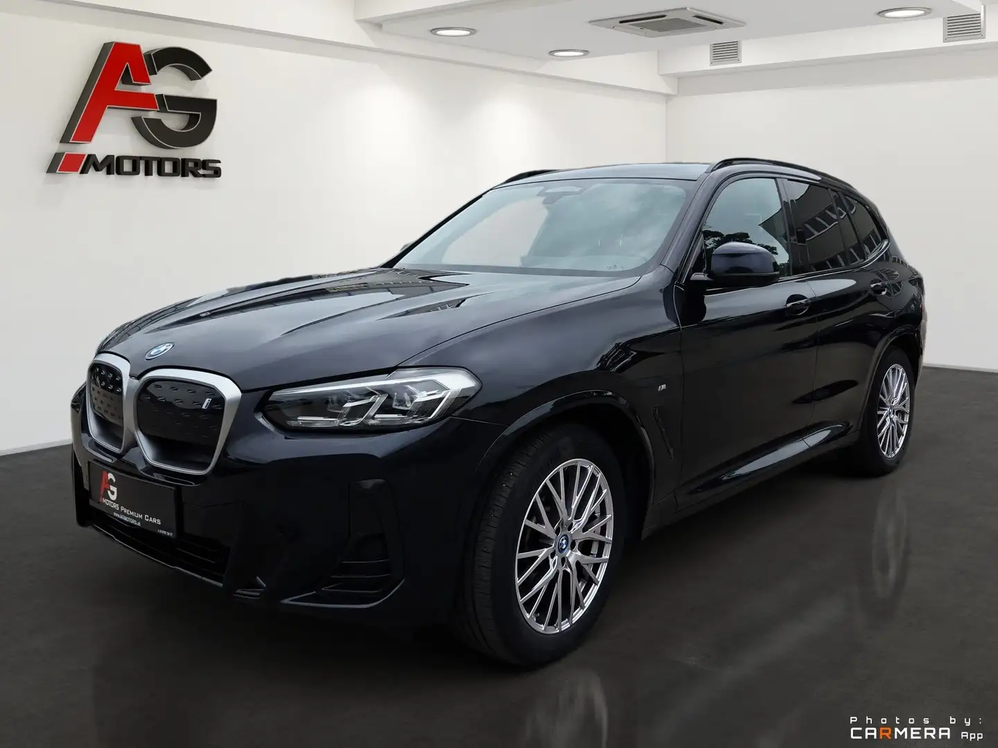 BMW iX3 73,8kWh M-Sport Schwarz - 2