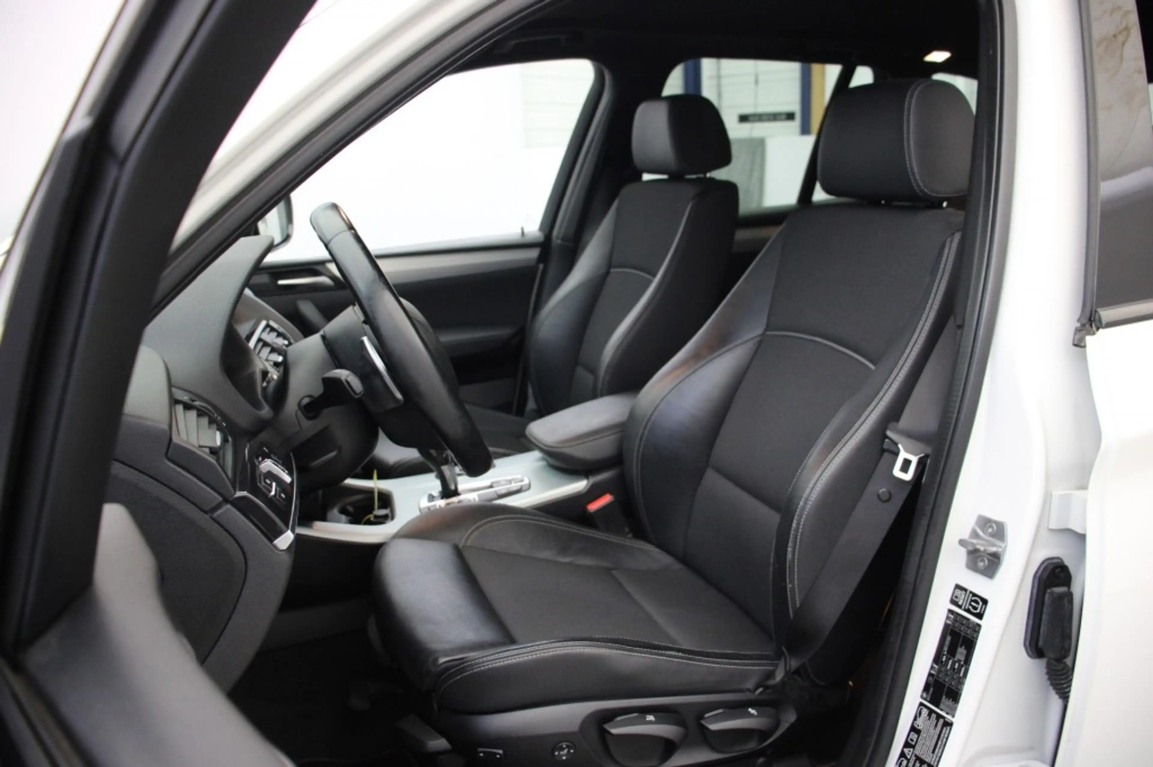 BMW X3 xDrive28i High Executive M-Sport Automaat - Trerkh — photo 10