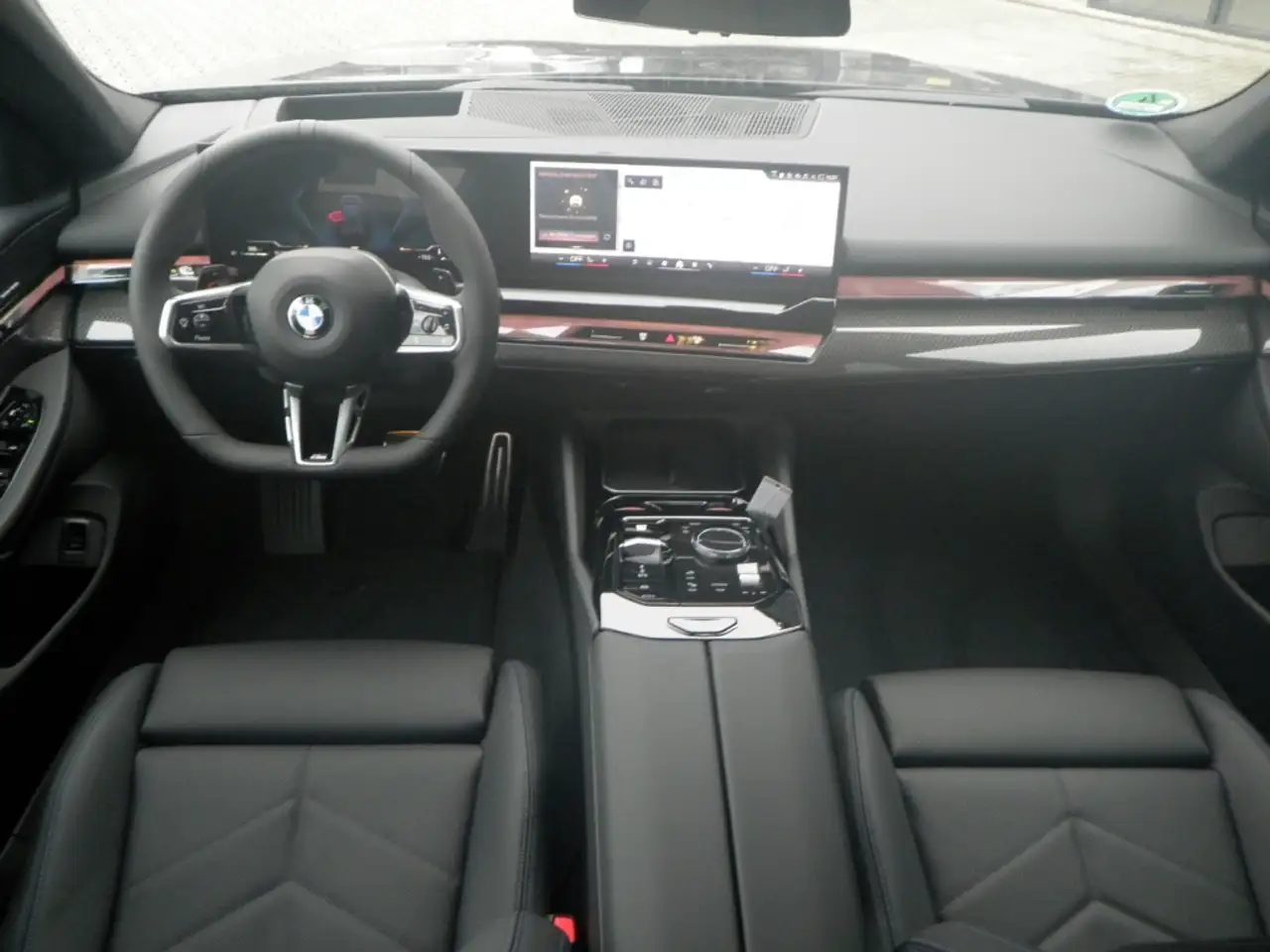 BMW 520 d Touring Sportpaket HUD AHK-klappbar AHK Navi Dig 9