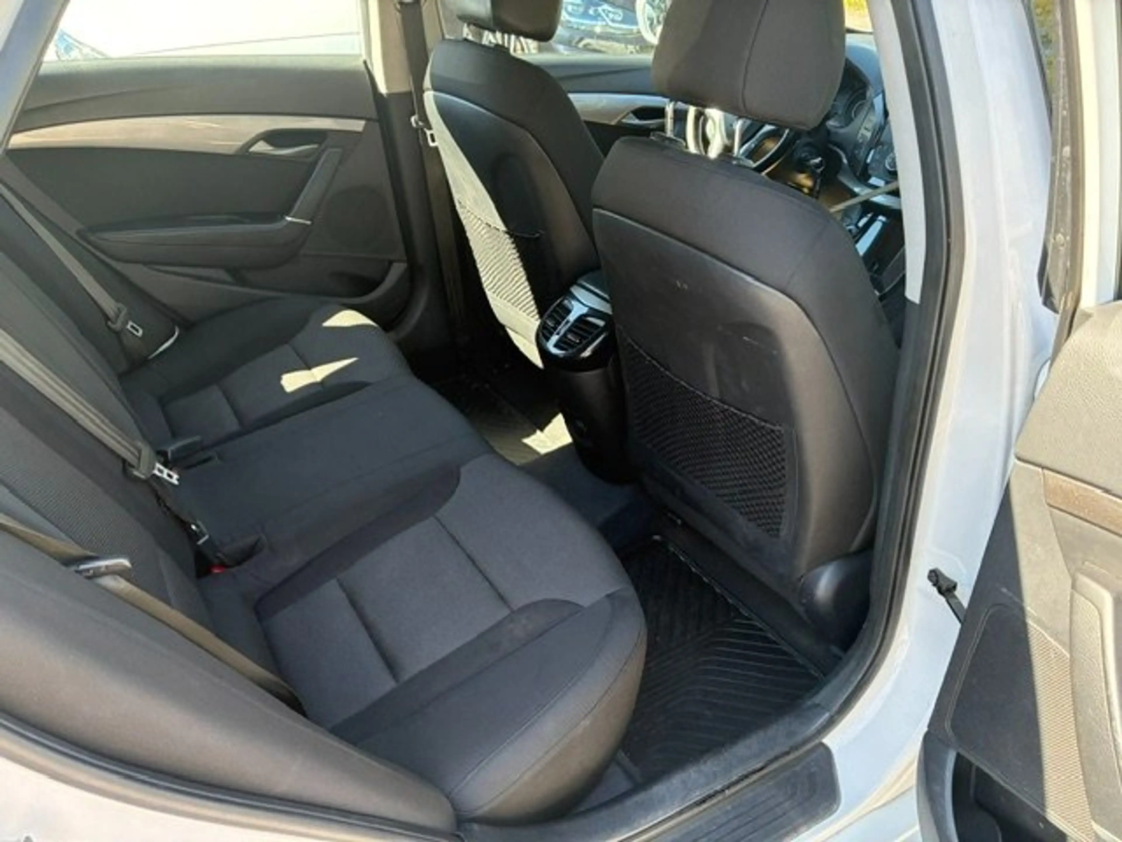 Hyundai i40 — photo 11
