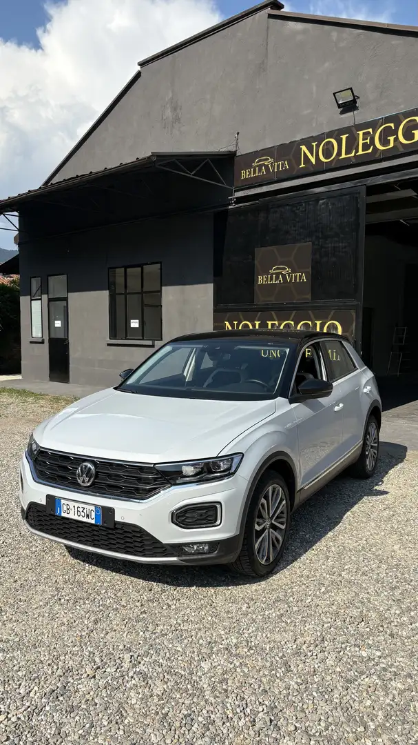 Volkswagen T-Roc 1.5 tsi Advanced - 1