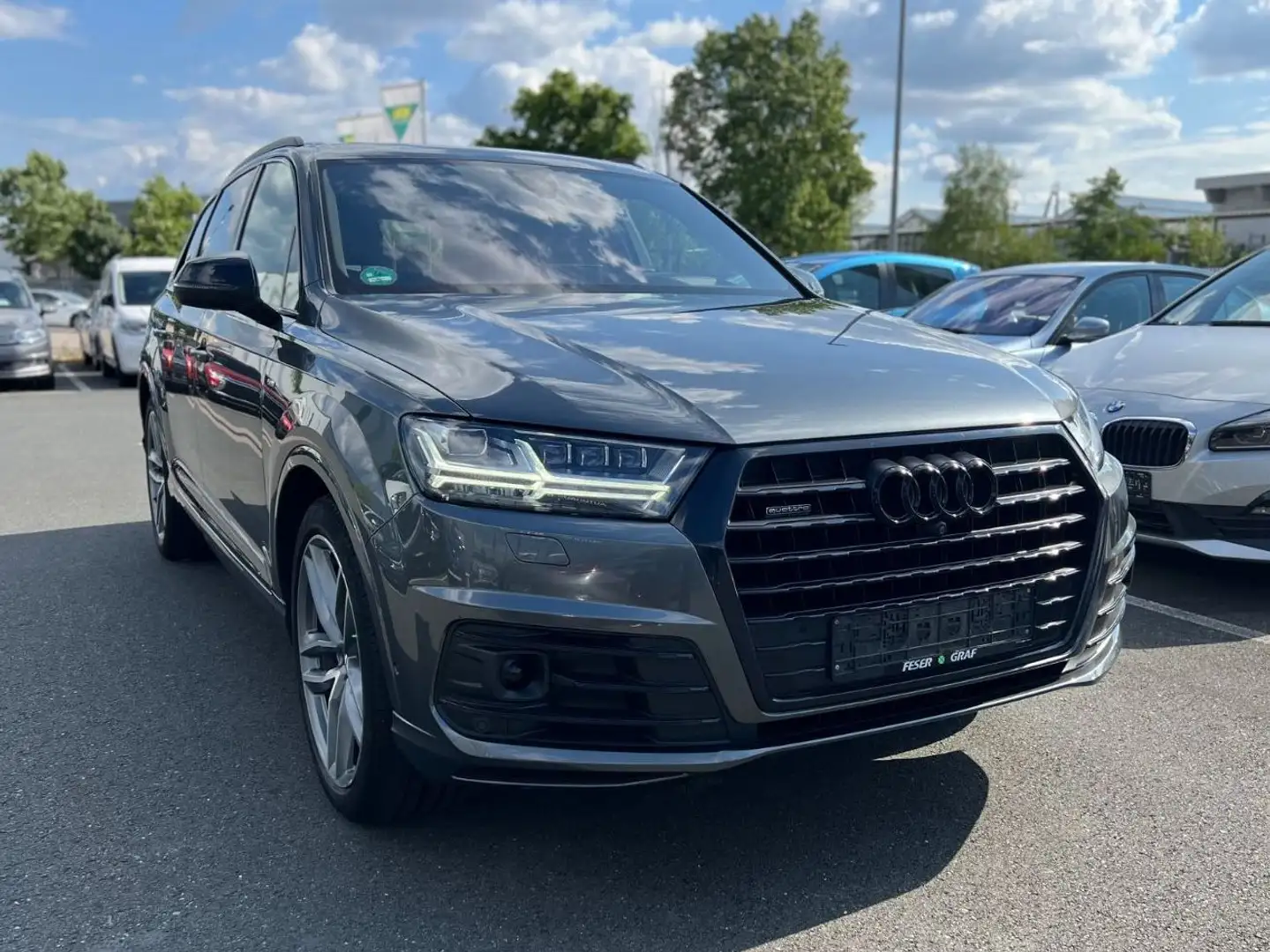 Audi Q7 50 TDI quattro S line/7 Sitzer/TopAusstattung Gris - 1
