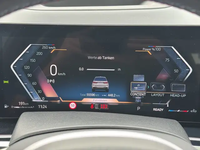 BMW X7 M view 24
