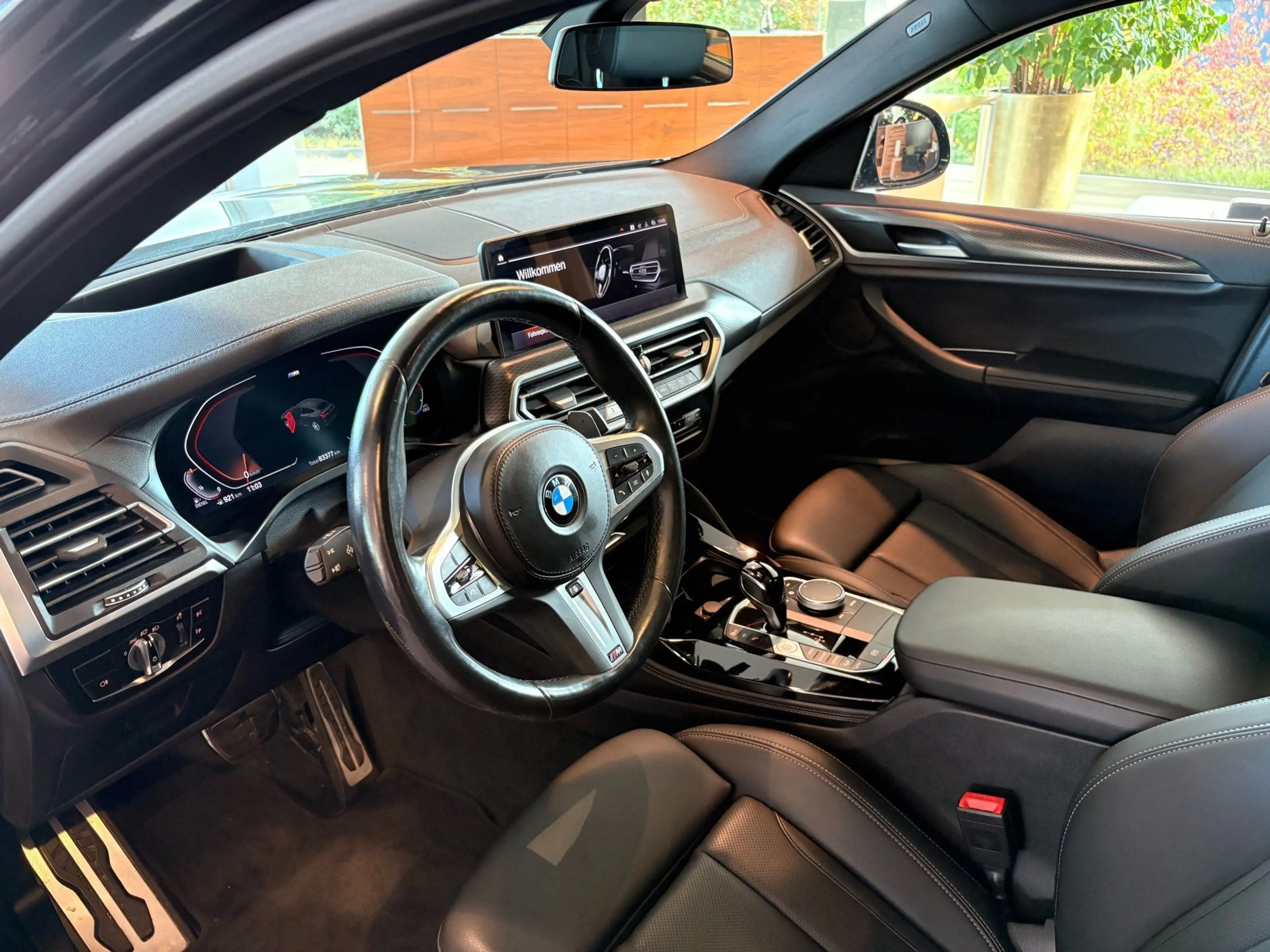 BMW X4 xDrive30d — photo 2