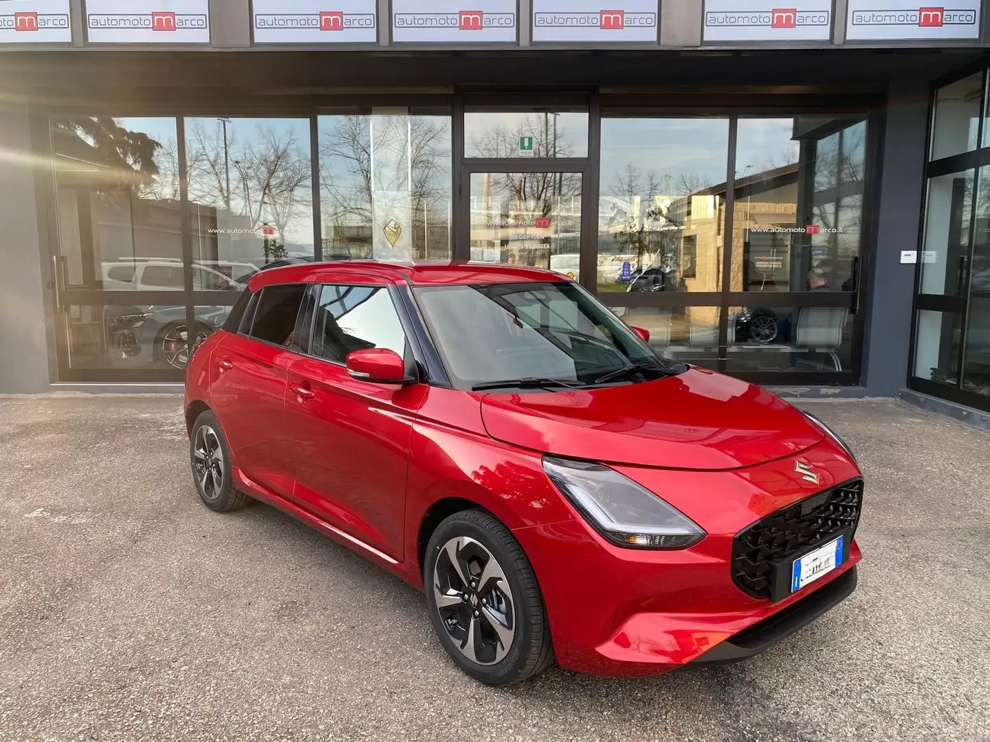 Suzuki Swift Swift 1.2h Top 2wd "SOLO 600KM" Rouge - 1