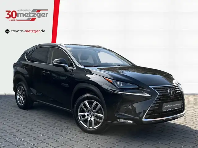 Lexus NX 300h 2.5 Hybrid 4x4 Launch +LED +Navi +Sitzheizung +PDC