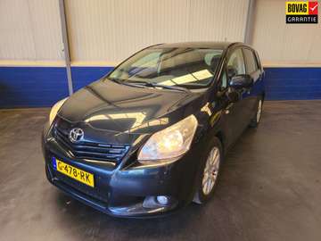 1.8 VVT-i Dynamic Business